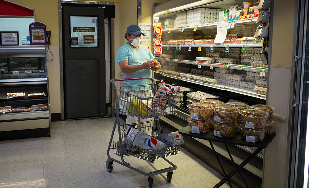 Coronavirus: "Il n'y a pas de pénuries en France", selon Jean-Bapiste Djebbari