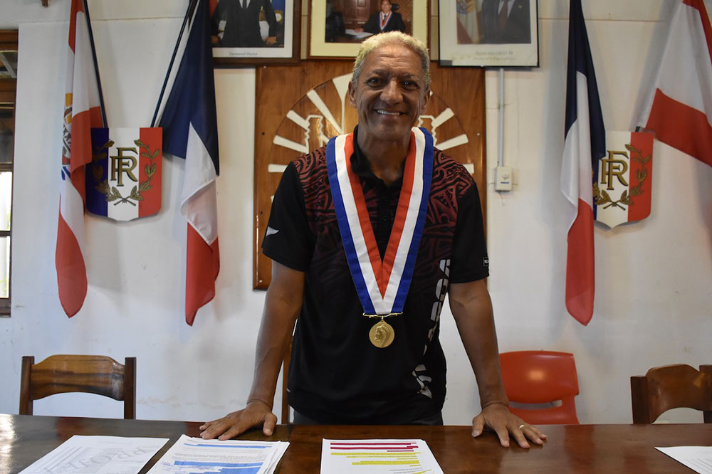 Gaston Tunoa, maire de Papara, a tenu à souligner le travail de la police municipale et des pompiers qui sont en première ligne tous les jours.