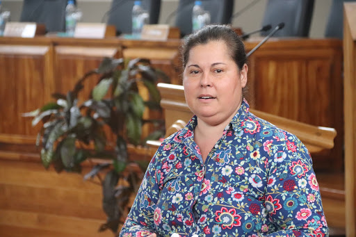 ​Taclée par les fonctionnaires d'Etat, Tepuaraurii Teriitahi défend ses positions