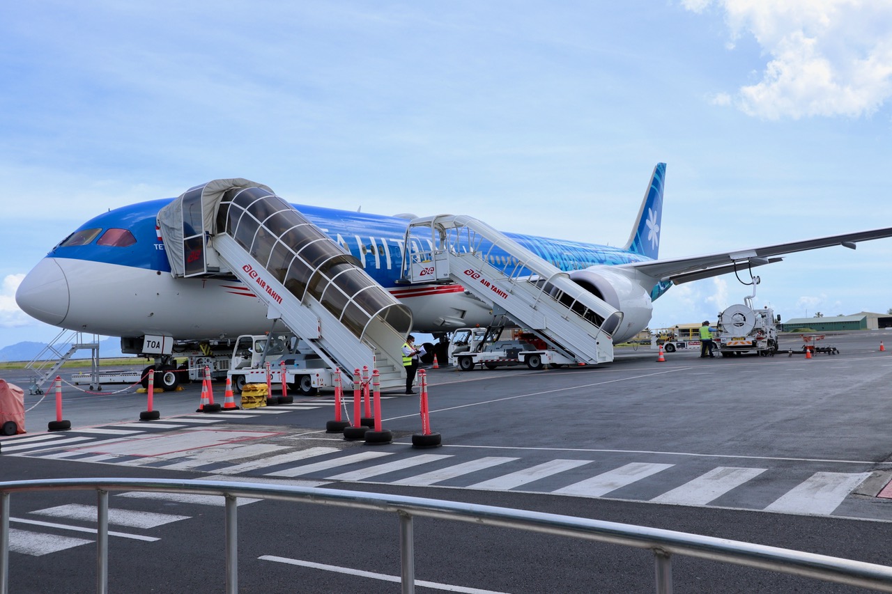 Dans le cadre de la continuité territoriale Air Tahiti Nui opérera un vol tous les dix jours entre Papeete et Paris pendant au moins deux mois.