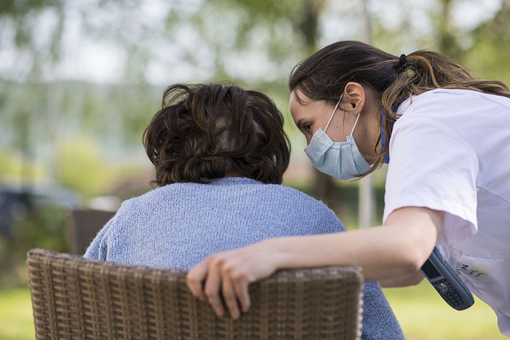 Coronavirus: un Ehpad de Lorraine perd presque la moitié de ses résidents