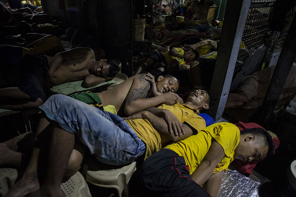 Près de 10.000 détenus libérés des prisons philippines, infectées par le coronavirus