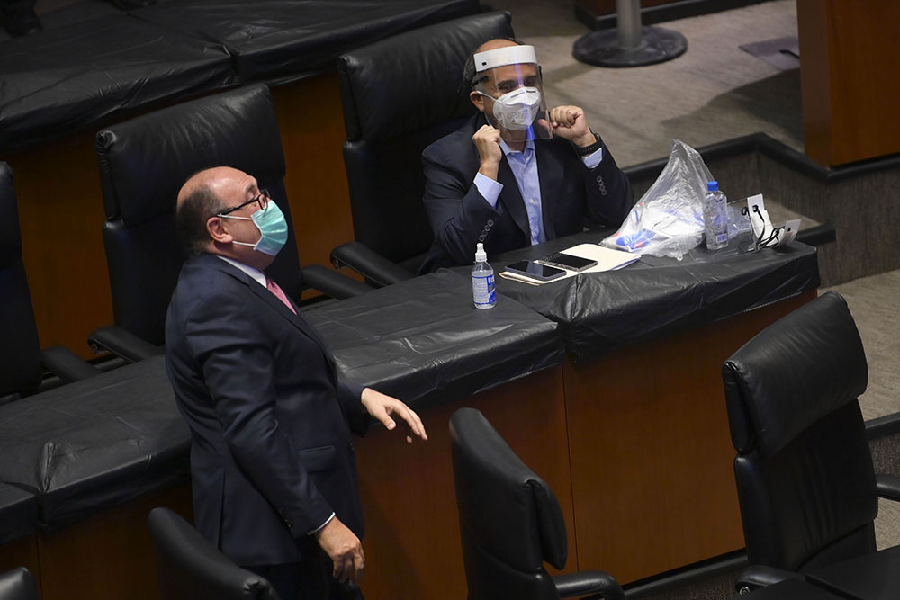 Déconfinement: le Sénat ne valide pas le plan du gouvernement