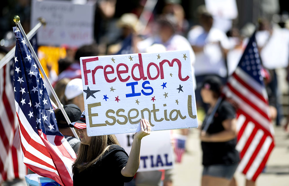 Les Etats-Unis en route vers les 100.000 morts du Covid-19 d'ici juin