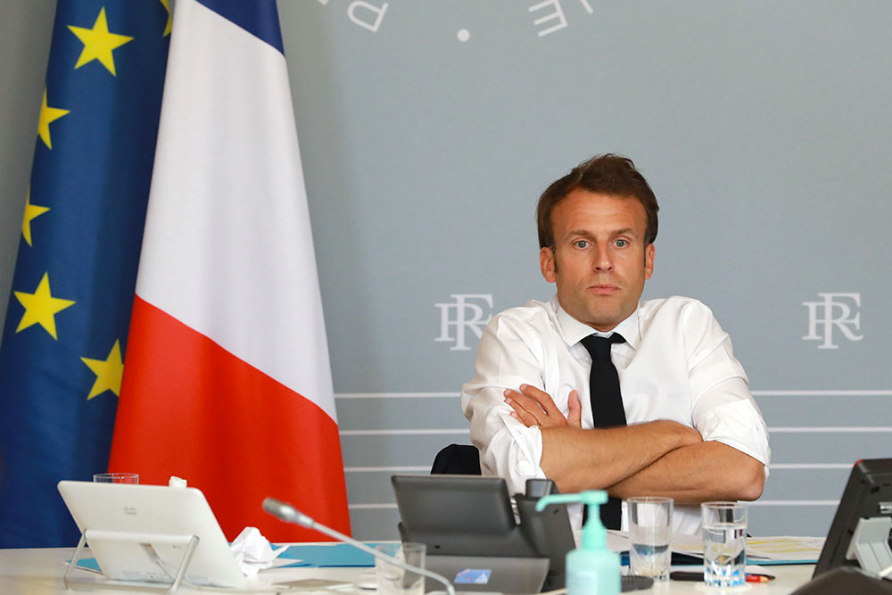 Macron pour prolonger les droits des intermittents jusqu'à août 2021