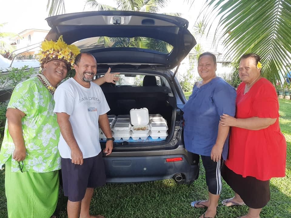 Des membres de la troupe Hei Tahiti de Tiare Trompette ont assuré une série de livraison. Ils ont même souhaité reconduire l'expérience ce samedi.