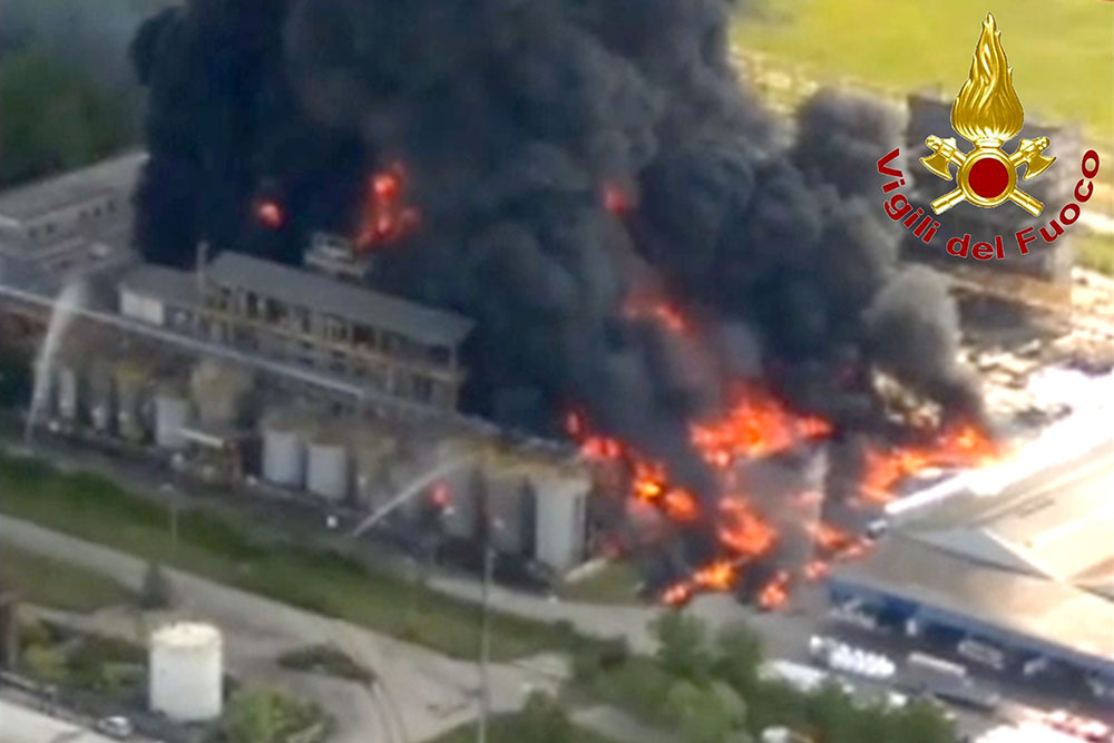 Venise: alerte après un incendie dans une usine chimique
