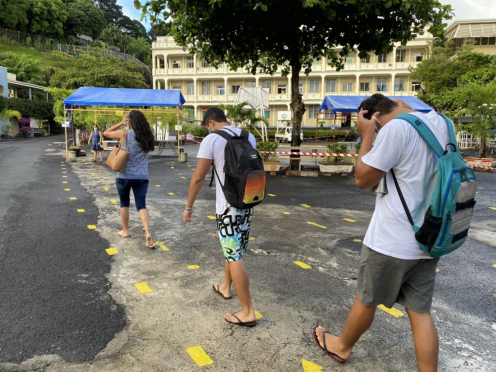 Volontariat, distanciation sociale et mesures barrières... Des nouvelles habitudes à prendre pour les élèves du fenua.