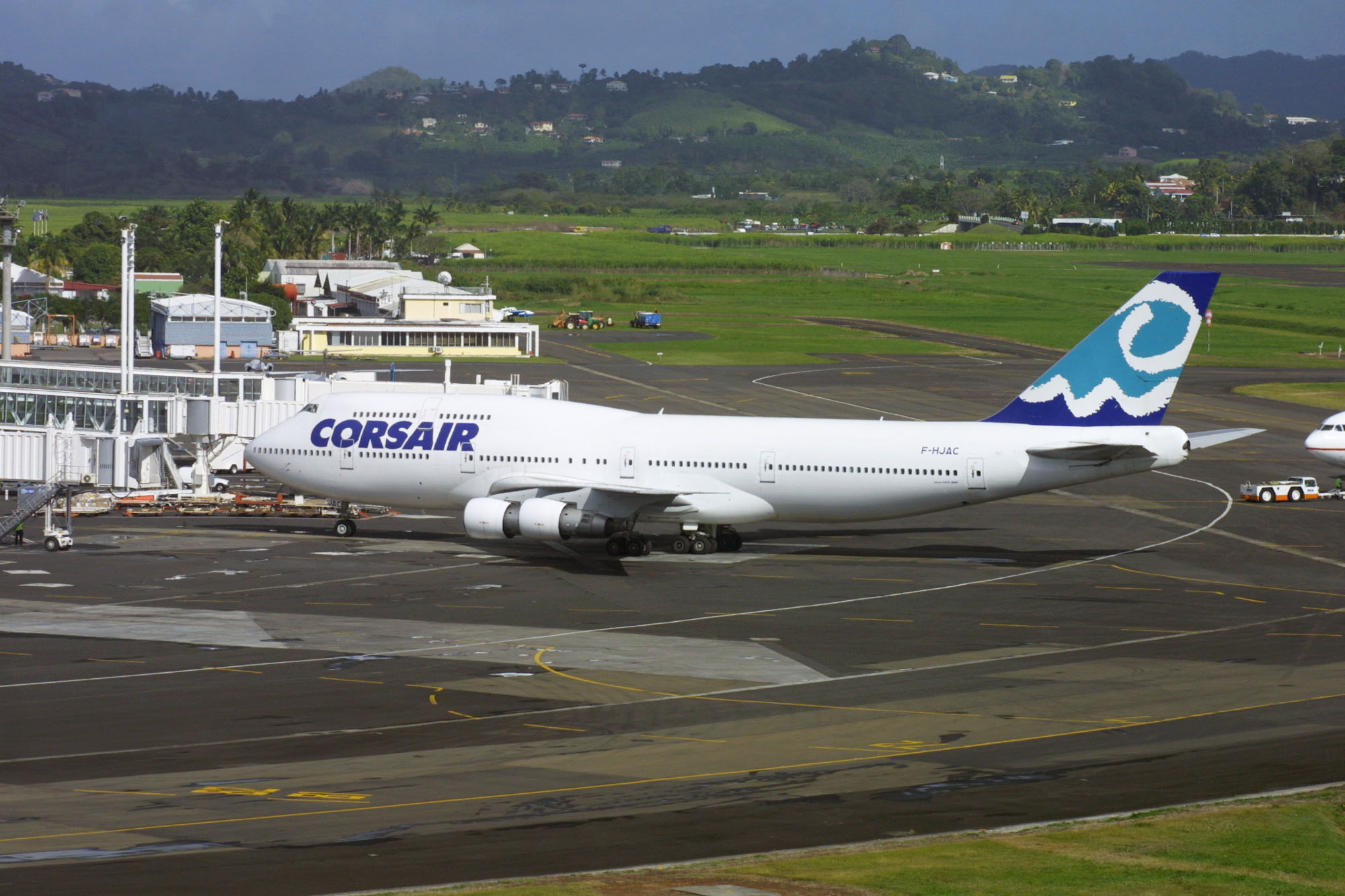 Le Créfom annonce des billets d'avion négociés pour le retour des étudiants à La Réunion