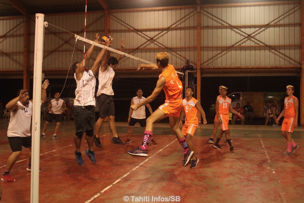 Avant la suspension des compétitions les équipes masculines et féminines de Pirae dominaient les championnats fédéraux.