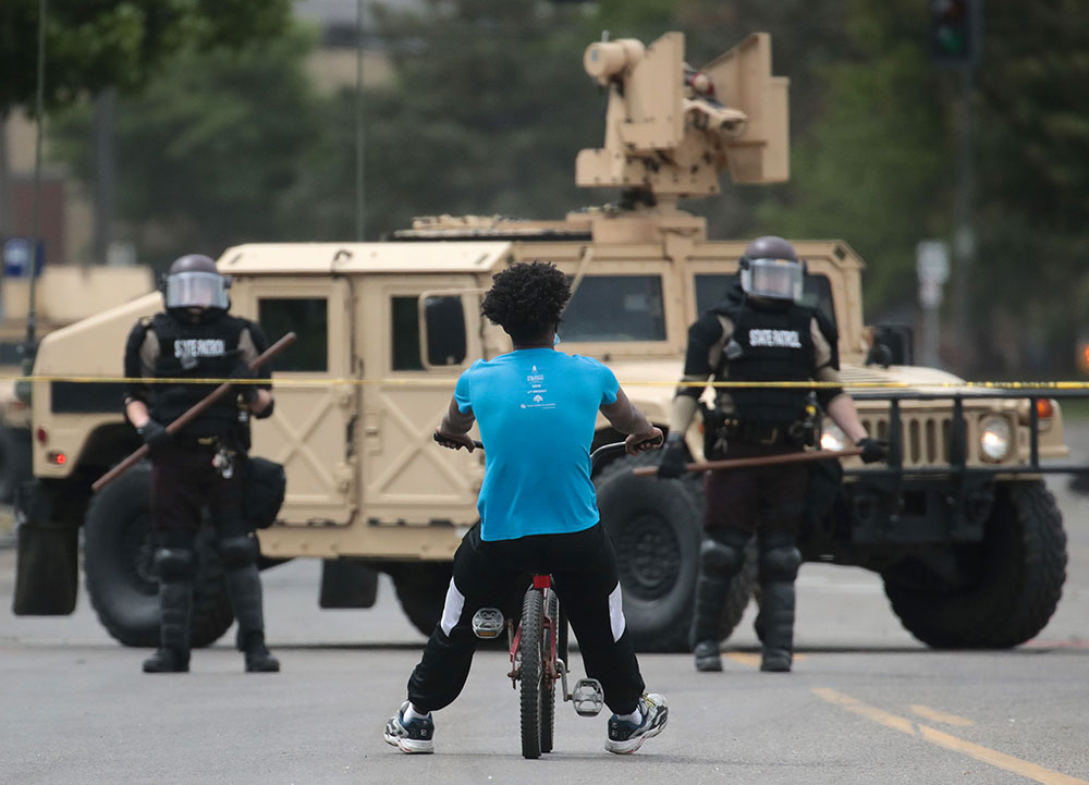 Aux Etats-Unis, la violence contre les Noirs de plus en plus exposée, en images