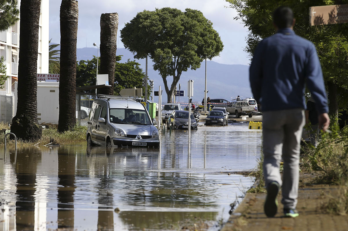 Pluies torrentielles à Ajaccio: 200 personnes mises en sécurité, selon les pompiers