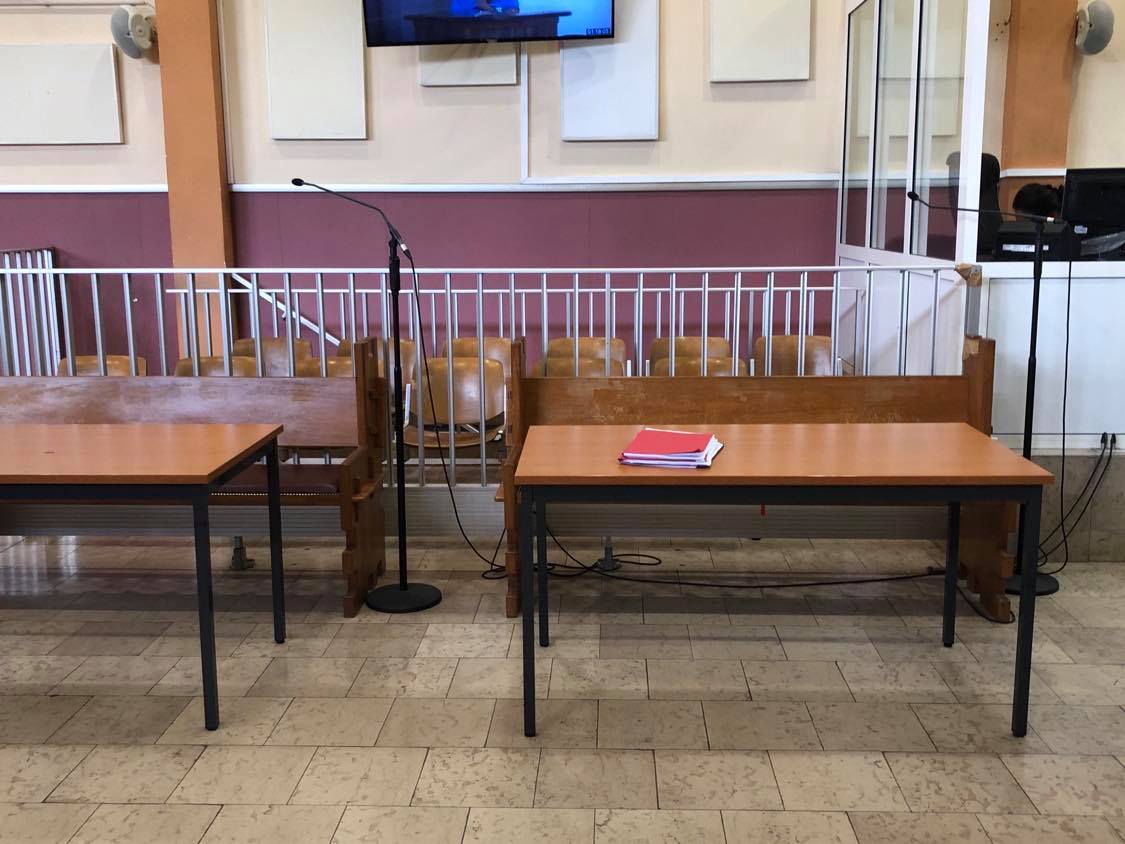 La sérial arnaqueuse de retour à la barre