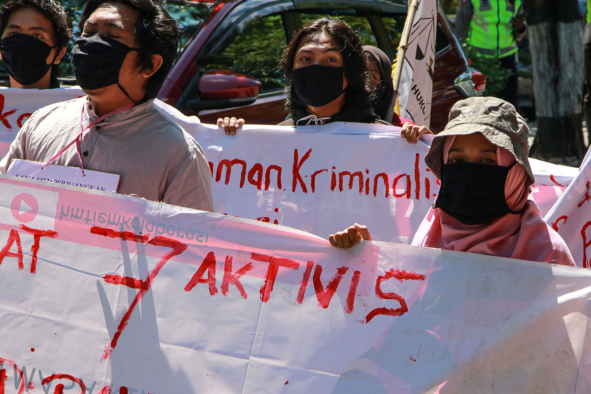 Indon sie sept militants papous condamn s de la prison Indon sie sept militants papous condamn s de la prison