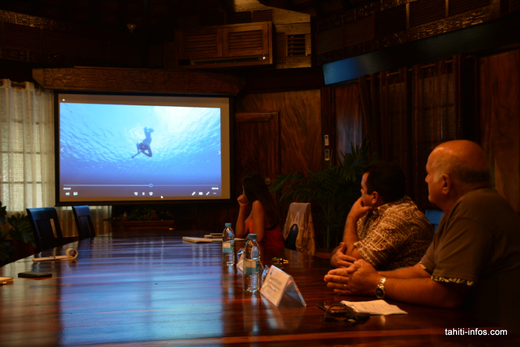 Teva Rohfritsch et Romuald Montagnon ont présenté ensemble la vidéo de sensibilisation aux accidents de pêche sous-marine à la presse hier après-midi.