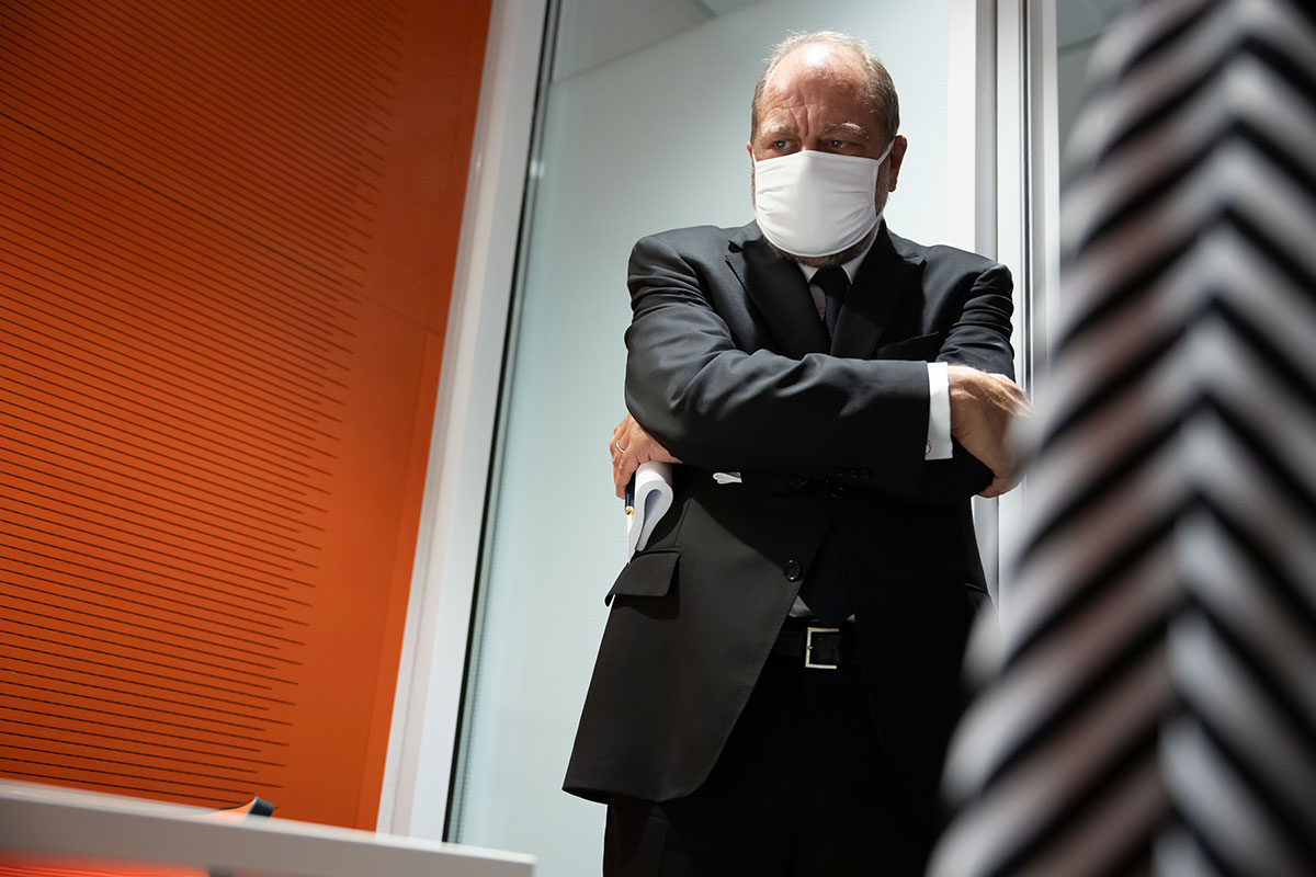 Violences conjugales: un nouveau texte adopté, Dupond-Moretti "déterminé"