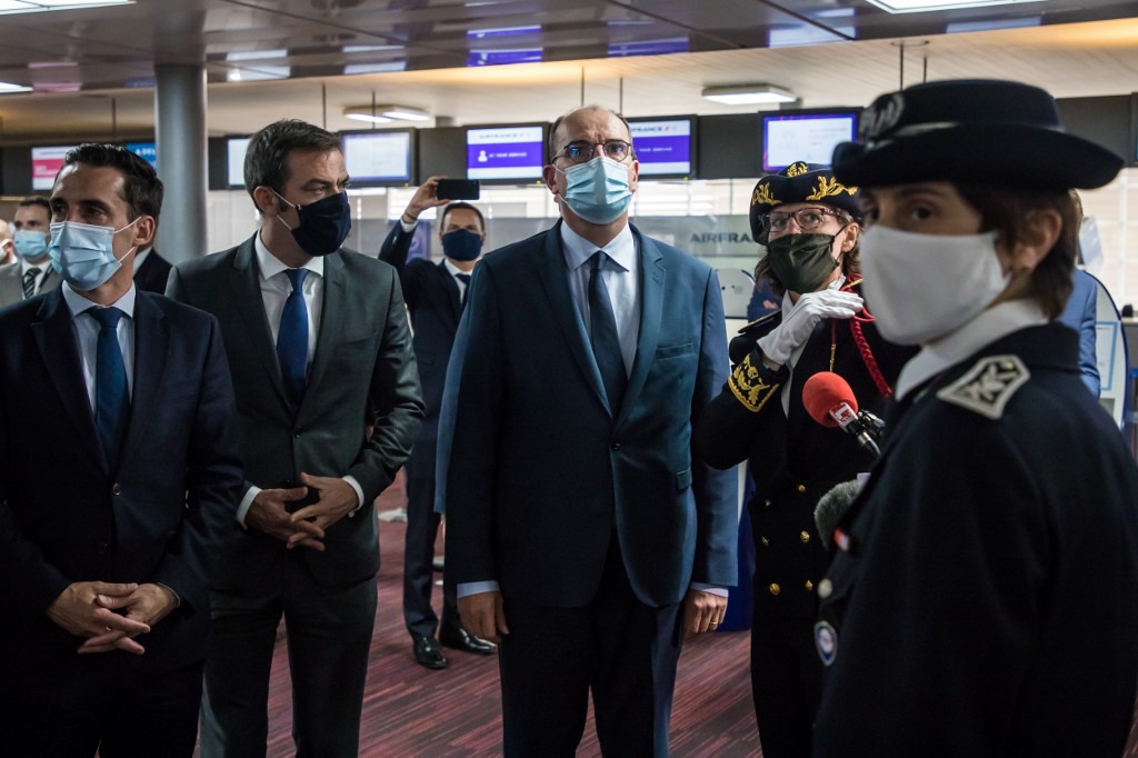 Covid-19 en Nouvelle-Aquitaine: "bond" du virus chez les 15-44 ans, selon l'ARS