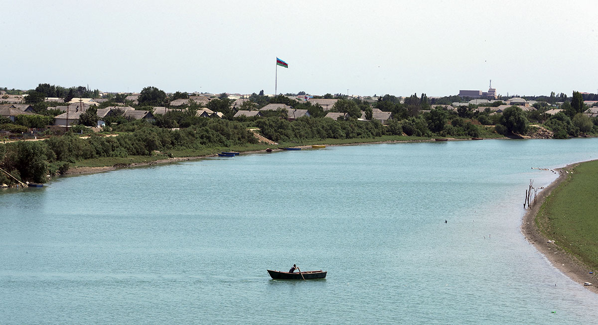 Azerbaïdjan: un fleuve vital s'épuise, assoiffant des villageois