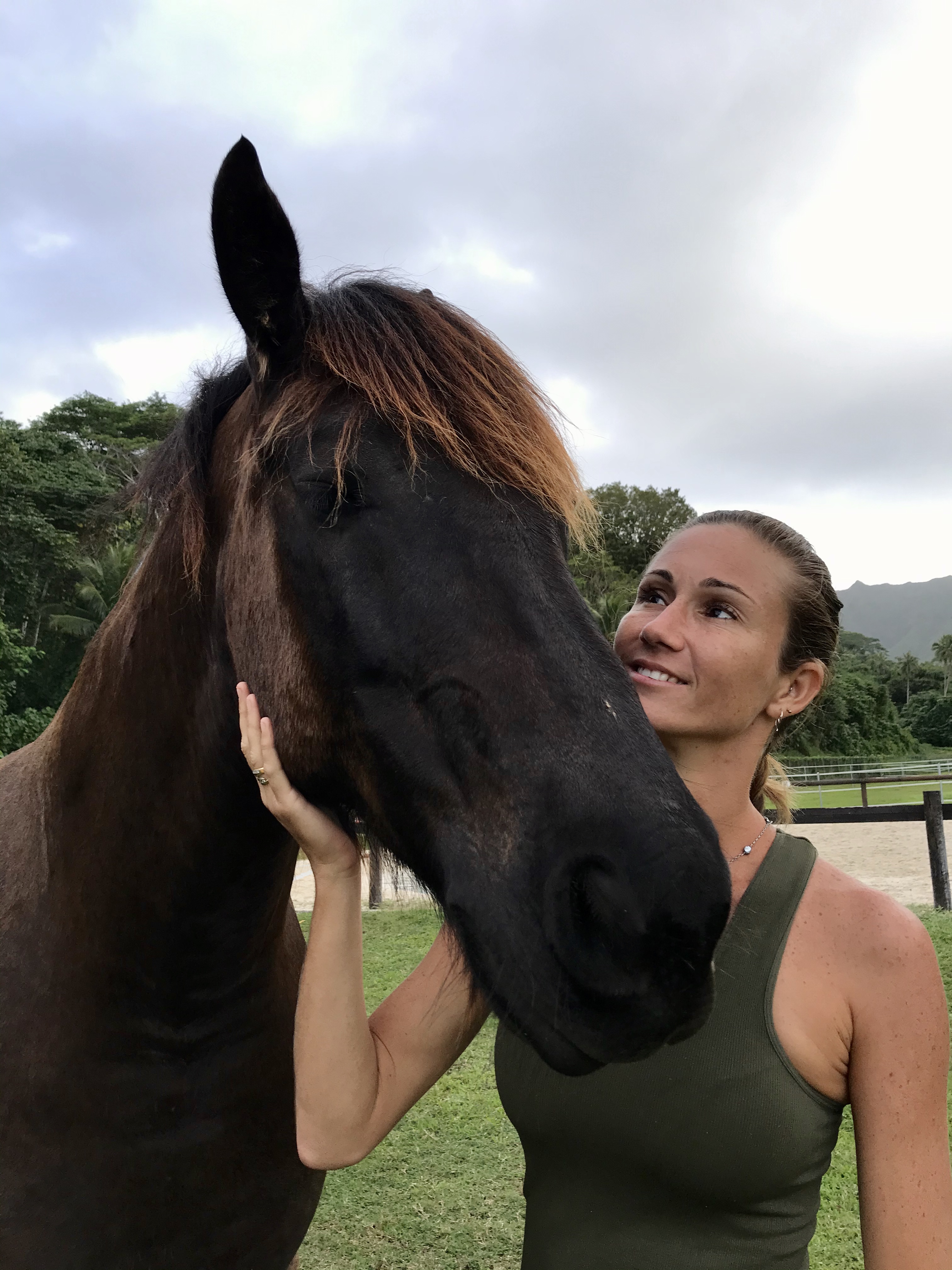Ces jeunes femmes qui sont la fierté de Raiatea