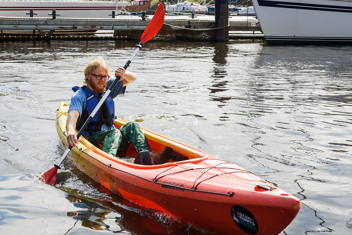 Virus ou pas, un aventurier letton traverse en solitaire le Pacifique à la rame