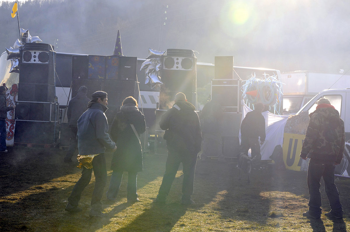 Rave-party en Lozère: départ progressif et sous contrôle des fêtards