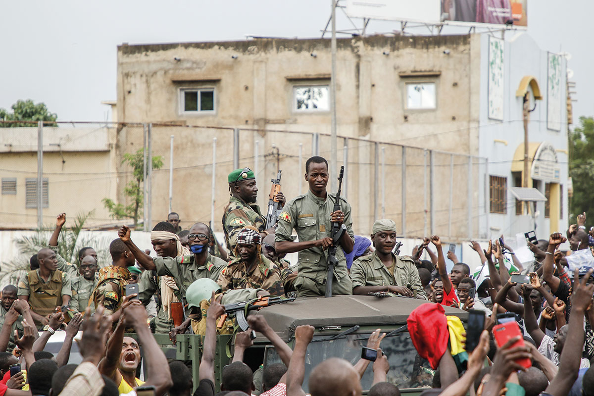 Mali: le président Keïta arrêté par des soldats en révolte