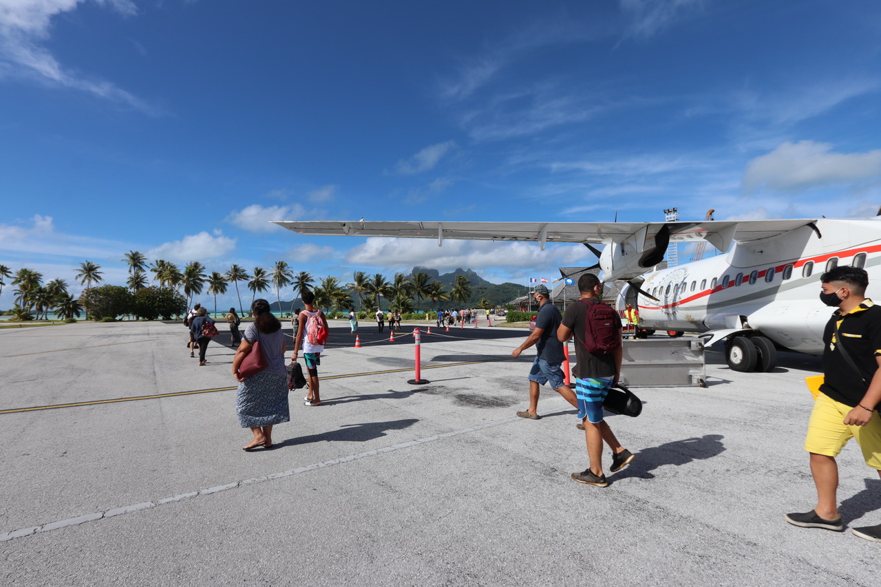 Transfert des aérodromes de Rangiroa, Raiatea et Bora Bora au Pays