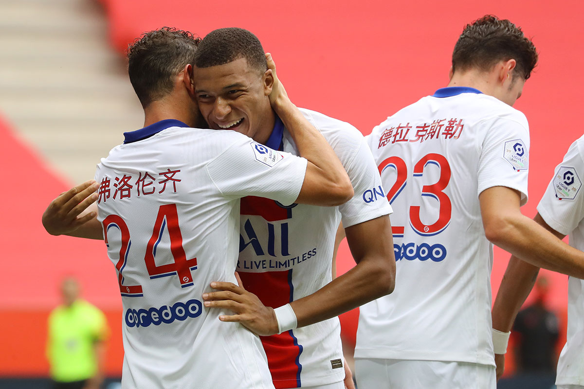 Ligue 1: Paris lancé, Saint-Etienne dégoûté, Marseille empêtré