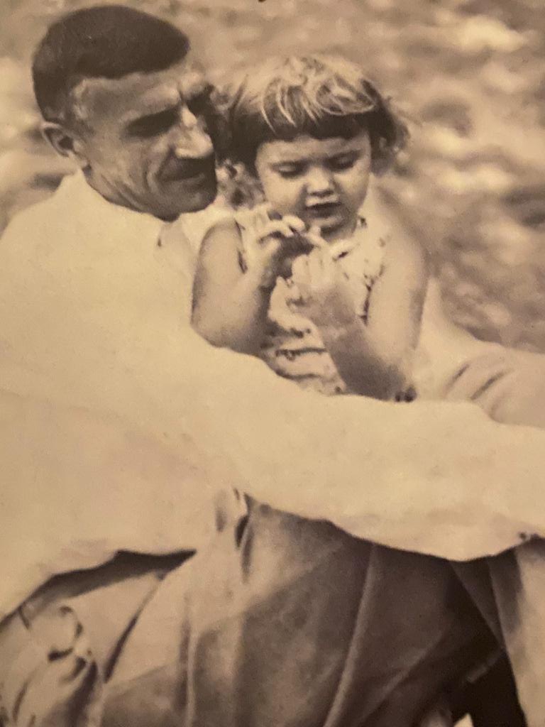 Nancy Hall, une vie à la gloire de son père