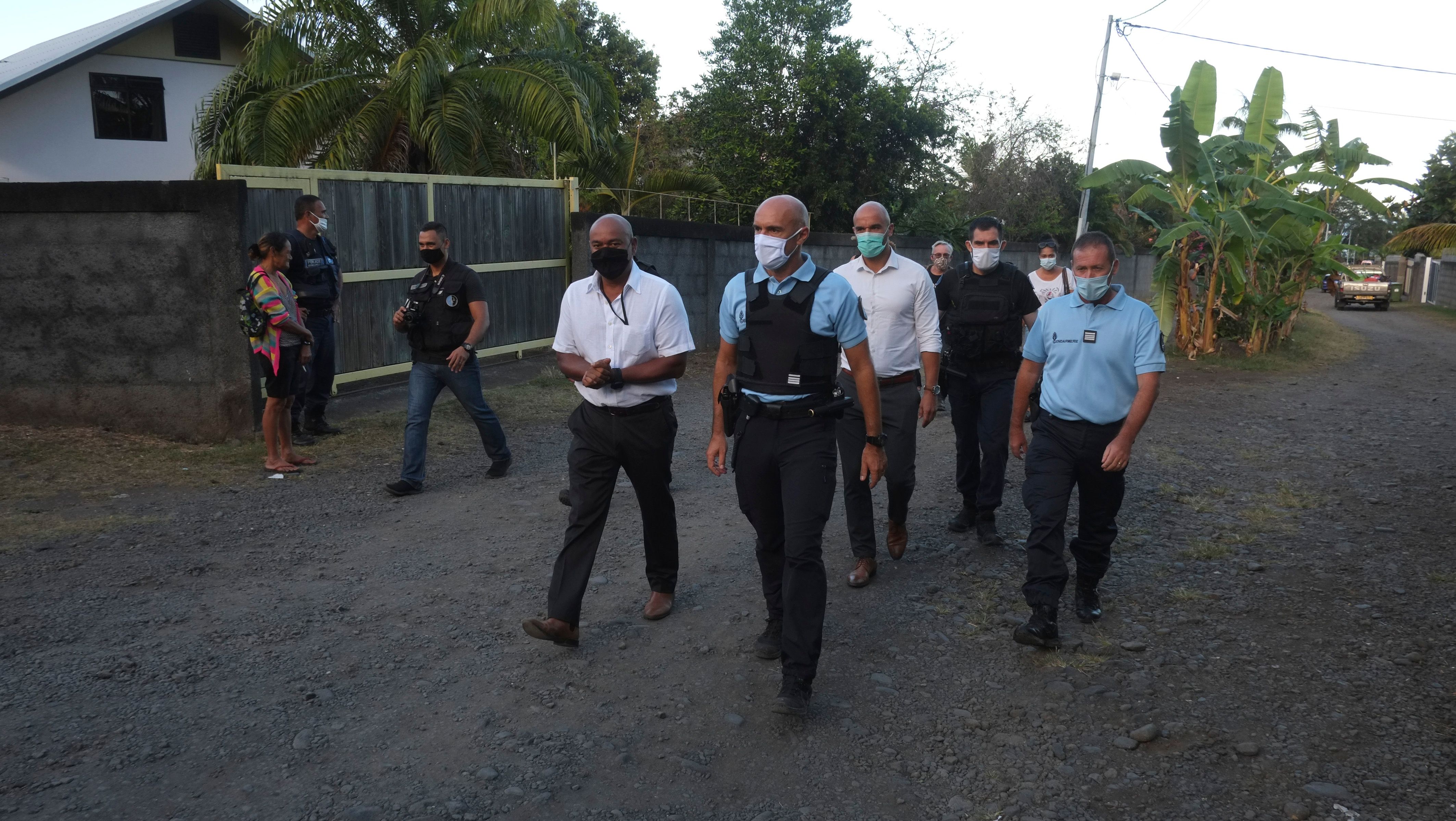 Expulsion tendue mais sans heurts