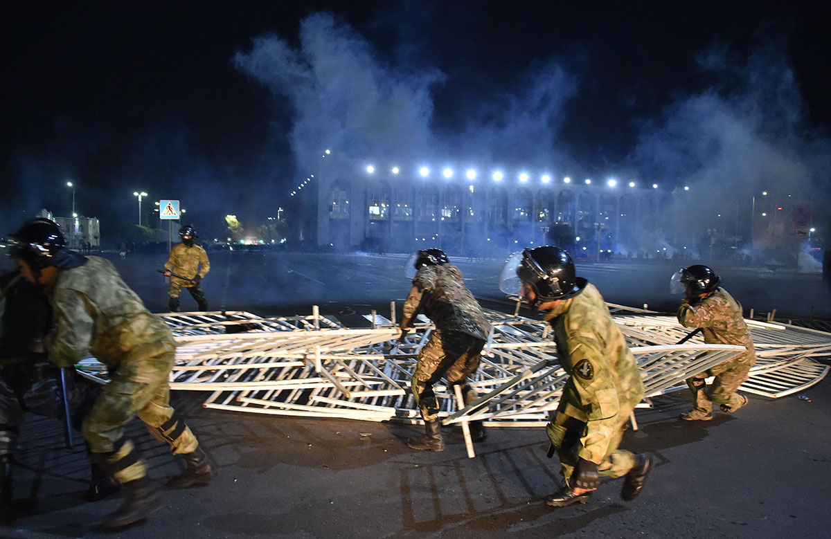 Kirghizstan: un mort dans les heurts, résultats des législatives annulés