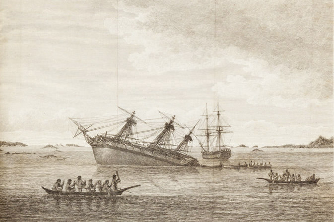 Le Discovery lors de son périple qui l’amena dans les eaux de l’île du sud de la Nouvelle-Zélande, s’est retrouvé sur les rochers à Queen Charlotte’s Sound.