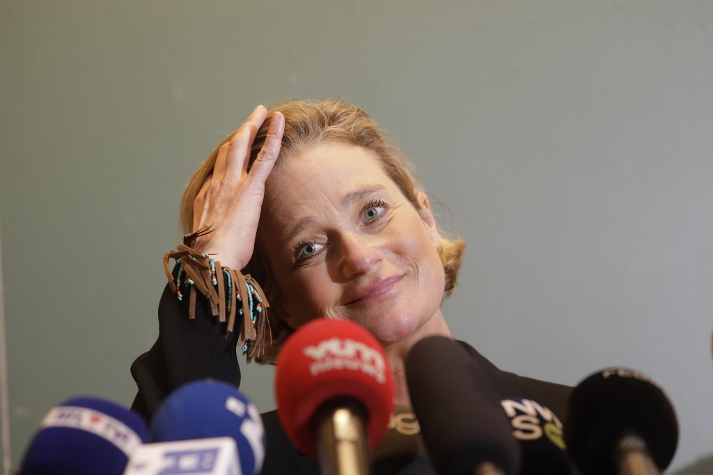 Belgique: volte-face d'Albert II qui accueille "sans réserve" sa fille naturelle