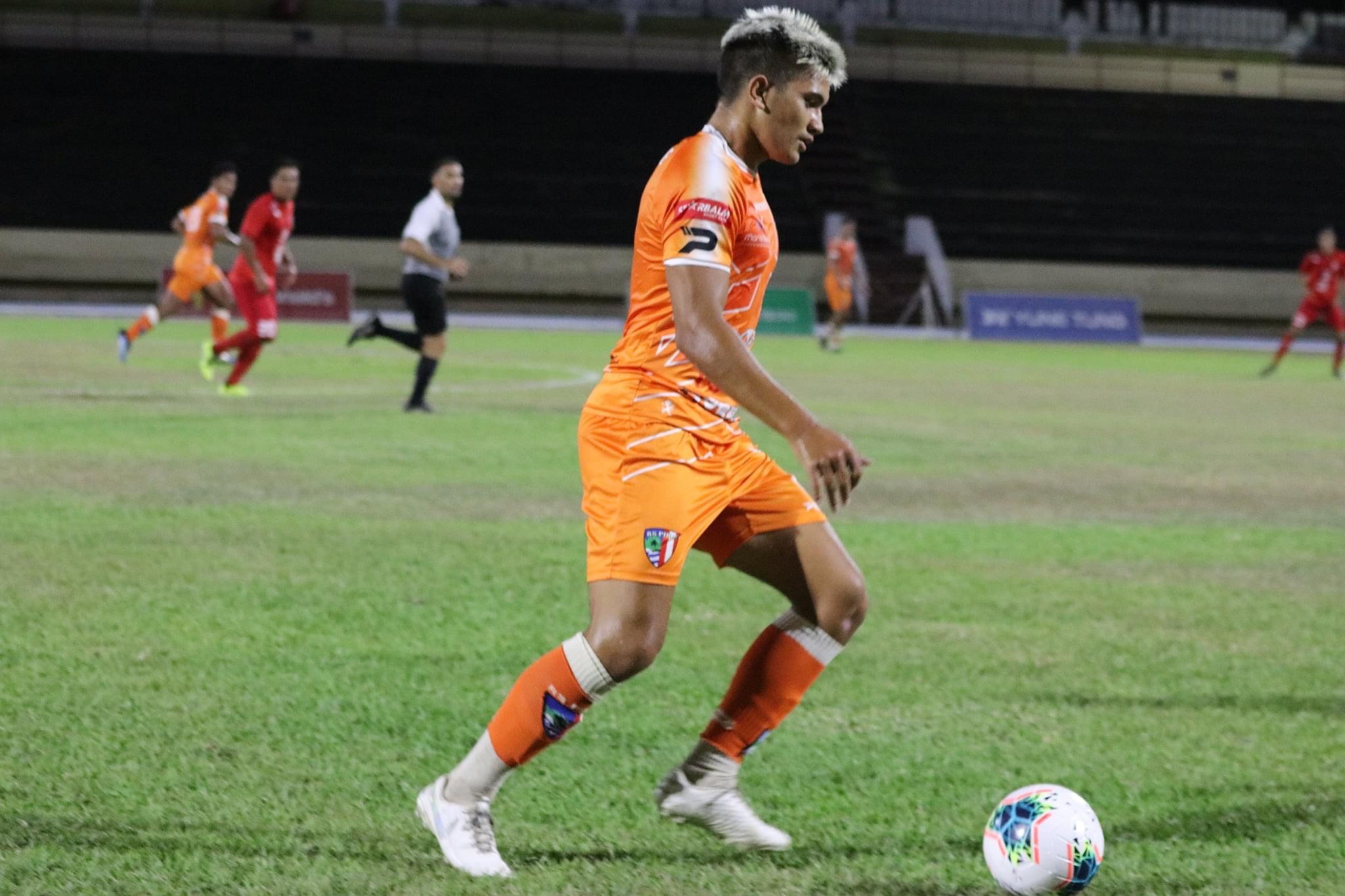 L'AS Pirae, champion en titre, présente un bilan de trois victoires et un nul après quatre matchs.