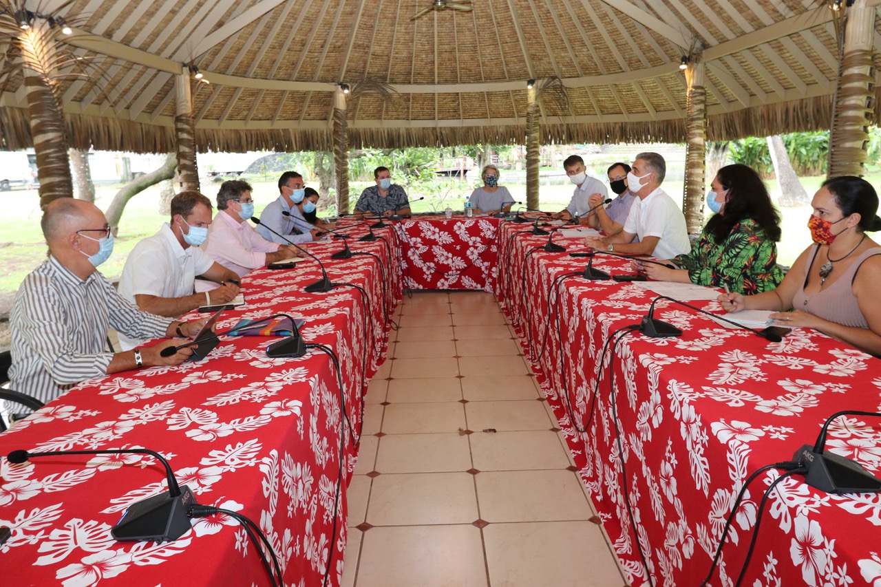 Déplacements vers la Polynésie : le haussaire rappelle la règle