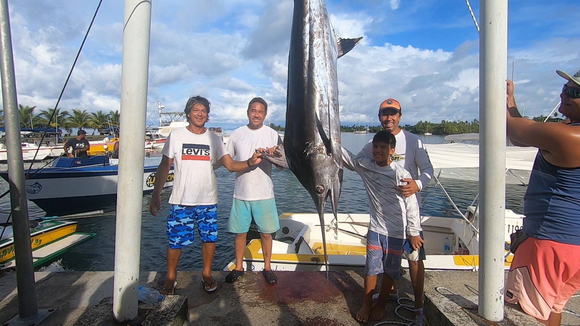 ​Un haura de 153 kg par la famille Tchoun Tam