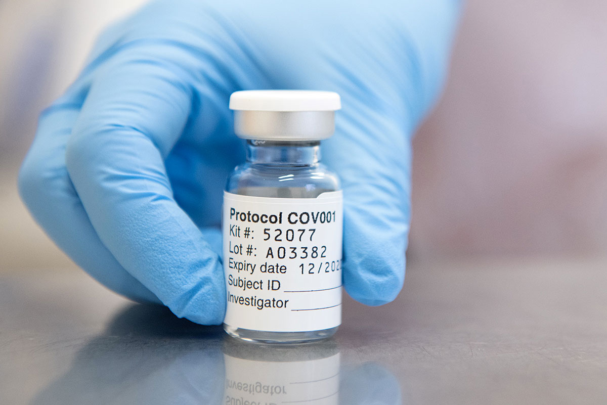 Covid-19: AstraZeneca, premier vaccin aux résultats validés par une revue scientifique