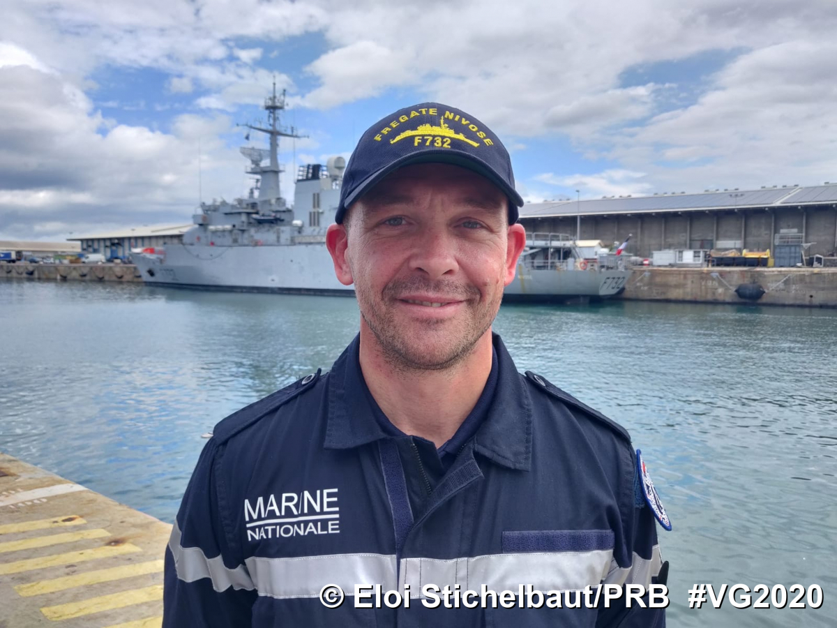Le skipper Kevin Escoffier retrouve la terre ferme après avoir été secouru par la Marine Nationale, lorsque son imoca PRB eut coulé lors du tour du monde à la voile du Vendee Globe, à Le Port, La Réunion, France, le 10 décembre 2020. (Photo by Eloi Stichelbaut/PRB)