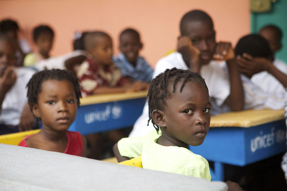 Le système scolaire en Outre-mer critiqué par la Cour des comptes