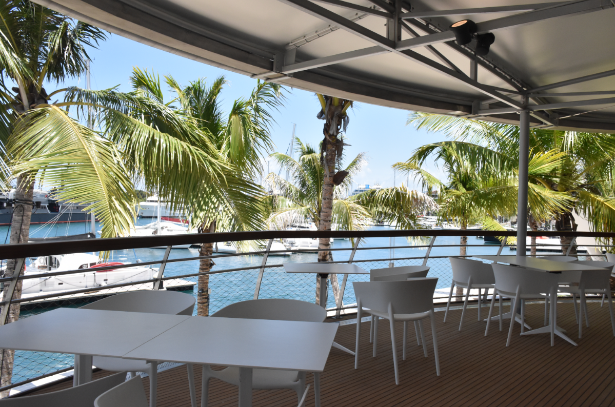 Deux nouveaux restaurants les pieds dans l'eau à Papeete