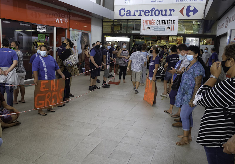 La mobilisation ne faiblit pas au deuxième jour de grève chez Carrefour