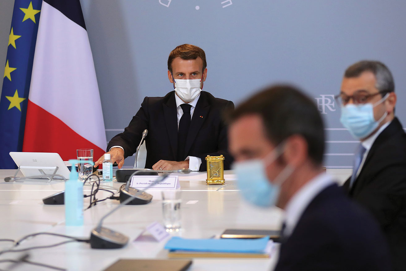 Le gouvernement prêt à de nouvelles restrictions