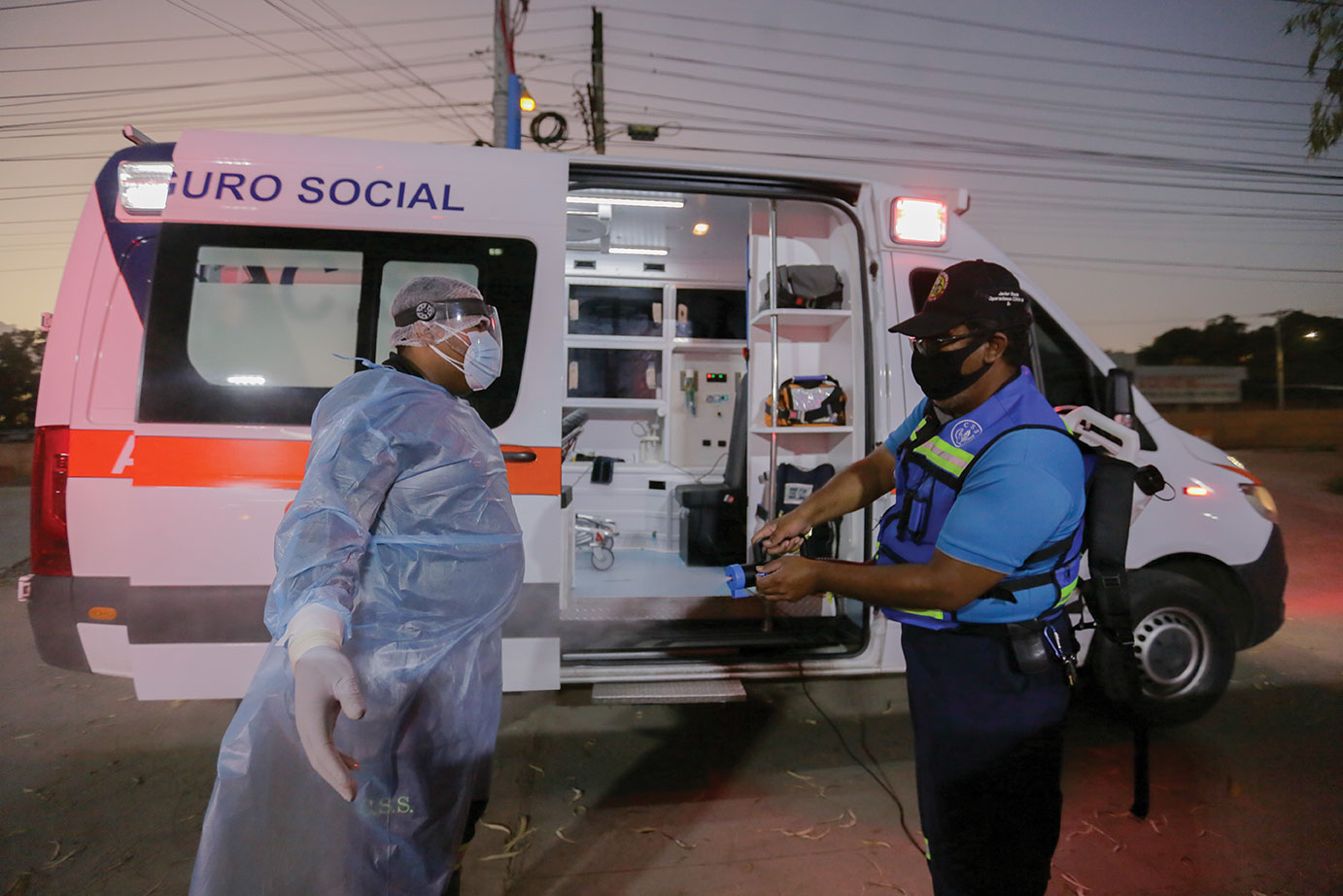 Covid-19: débordé, le Panama envisage de louer des conteneurs réfrigérés pour conserver les cadavres