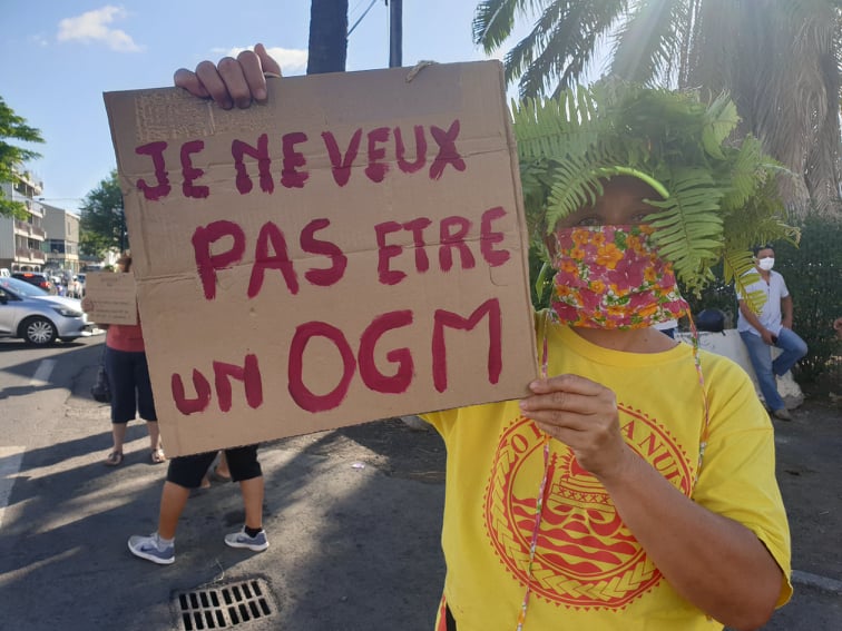 Les antivax s'invitent à l'ouverture des centres de vaccination au fenua