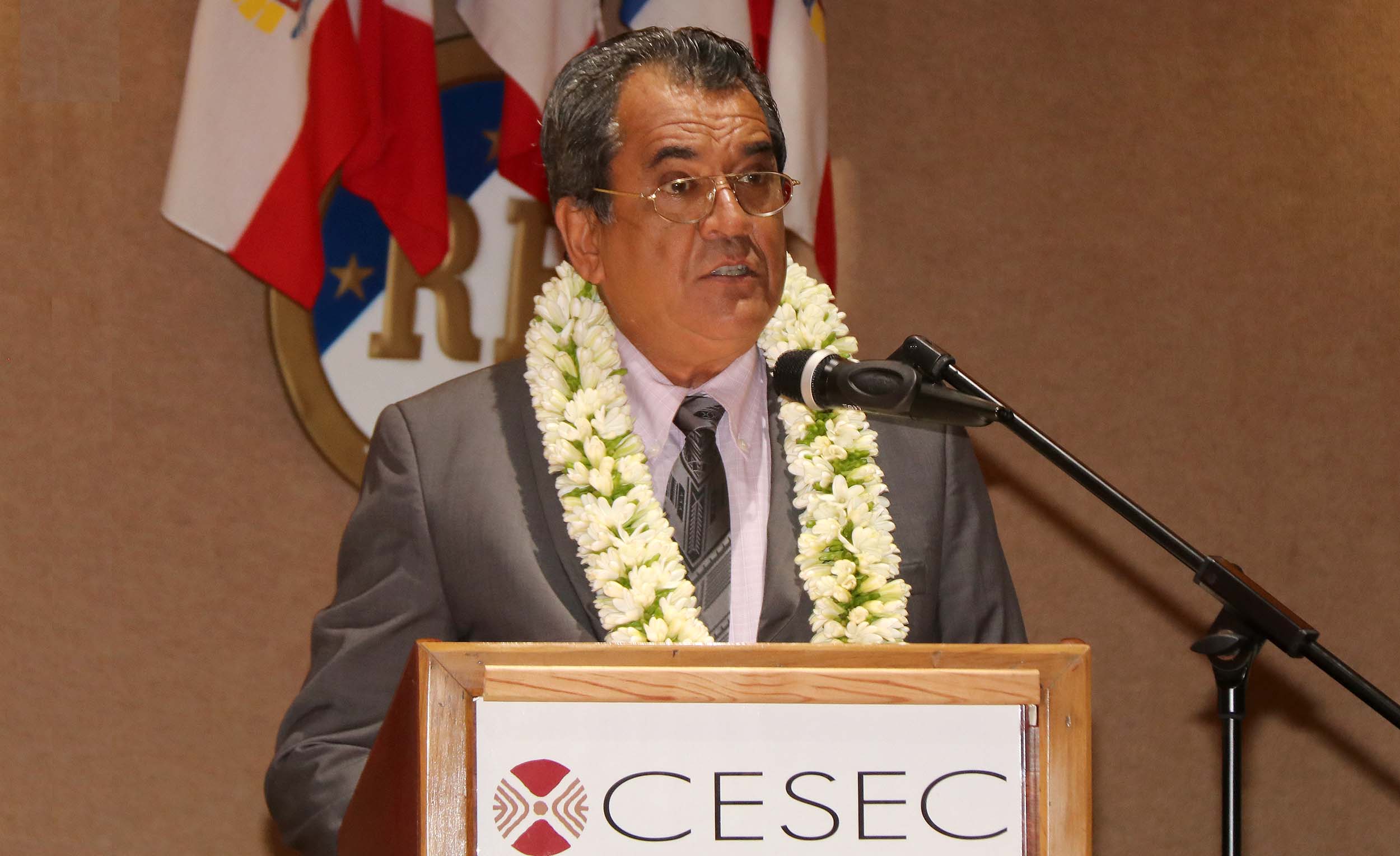 Les Polynésiens ne sont pas des "rats de laboratoire" répond Fritch aux antivax