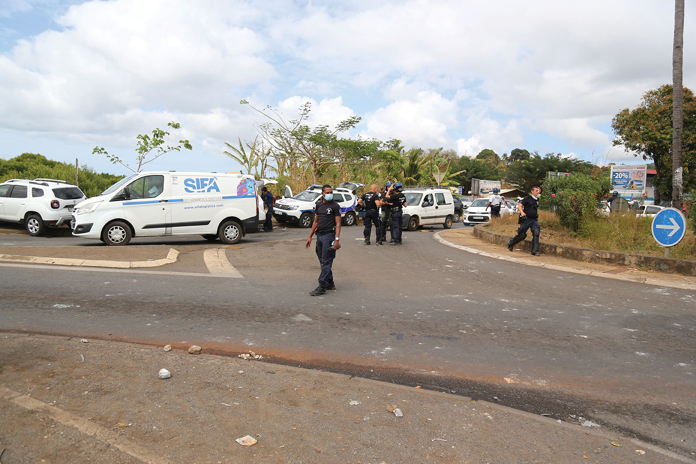 Mayotte: Trois personnes tuées et des habitations détruites