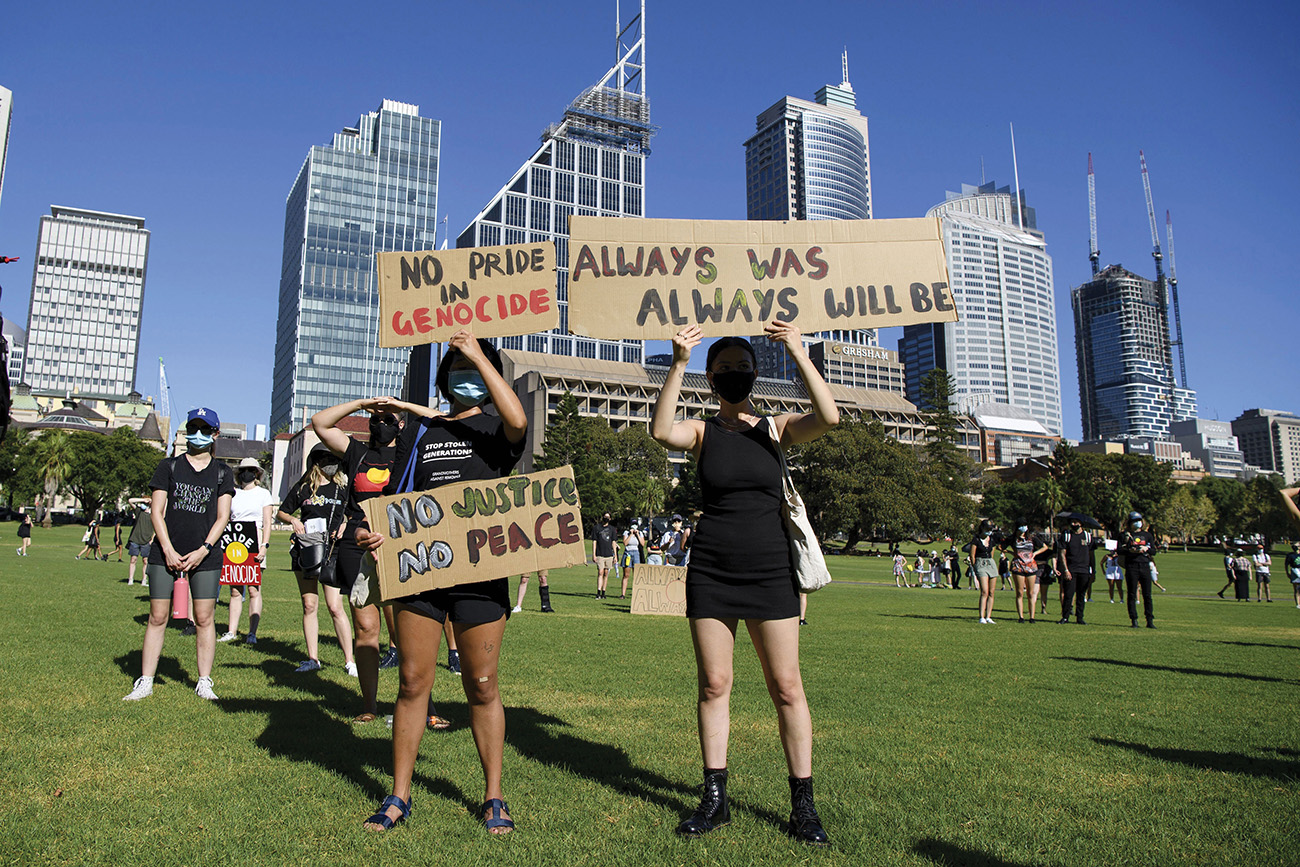 Des milliers d'Australiens dénoncent la "Journée de l'invasion", malgré le virus