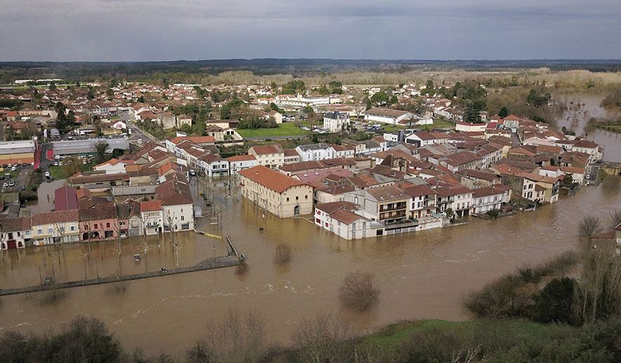 A Tartas, petite ville située entre Mont-de-Marsan et Dax, la Midouze est sortie de son lit pour la cinquième fois en un an