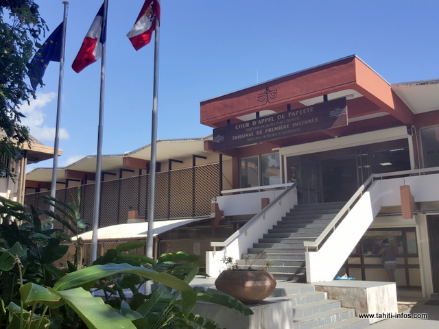 Bébé soigné au ra'au Tahiti : la famille jugée pour homicide involontaire