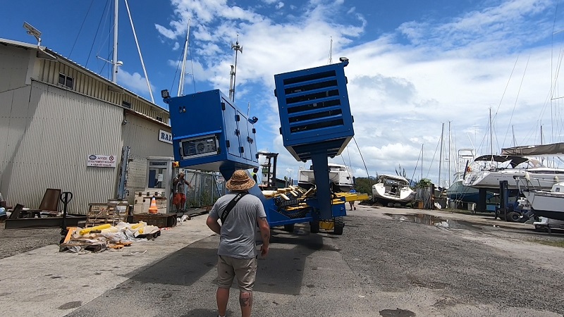 Une remorque tractée unique au monde à Raiatea